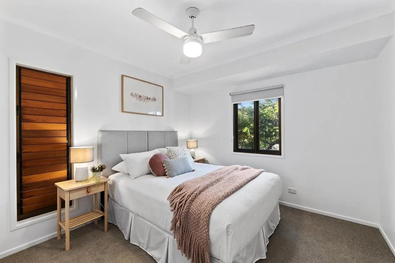 Noosa Riverfront Splendour, Ideal For Families Holiday home Noosa Heads