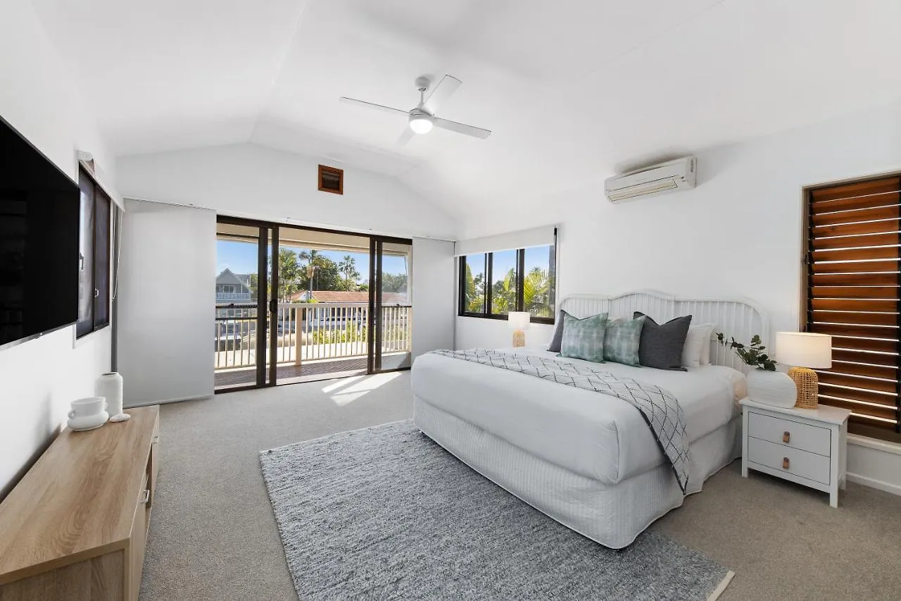 Holiday home Noosa Riverfront Splendour, Ideal For Families